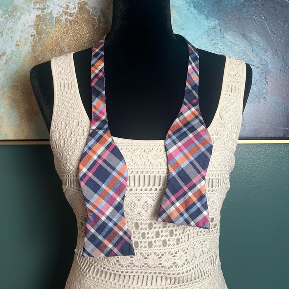 Tommy Hilfiger Other - Tommy Hilfiger Plaid Self-Tie Bow Tie
